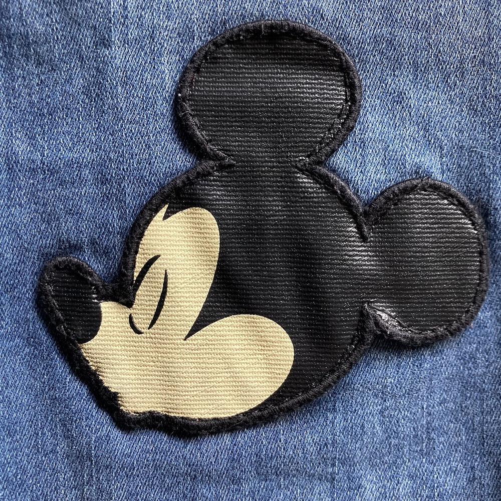 Disney Brand Juniors 9 High Waist (25") Skinny BlueJean Minnie Kisses Mickey - Picture 4 of 16